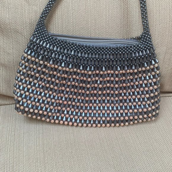 Pearl Embroidered vintage purse - Picture 8 of 8